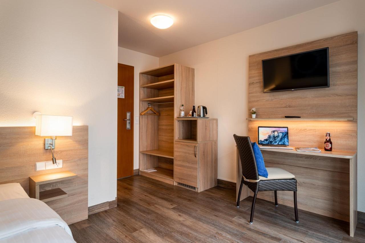 1Bitcoinhotel Princess Self Check-In Plochingen Eksteriør billede