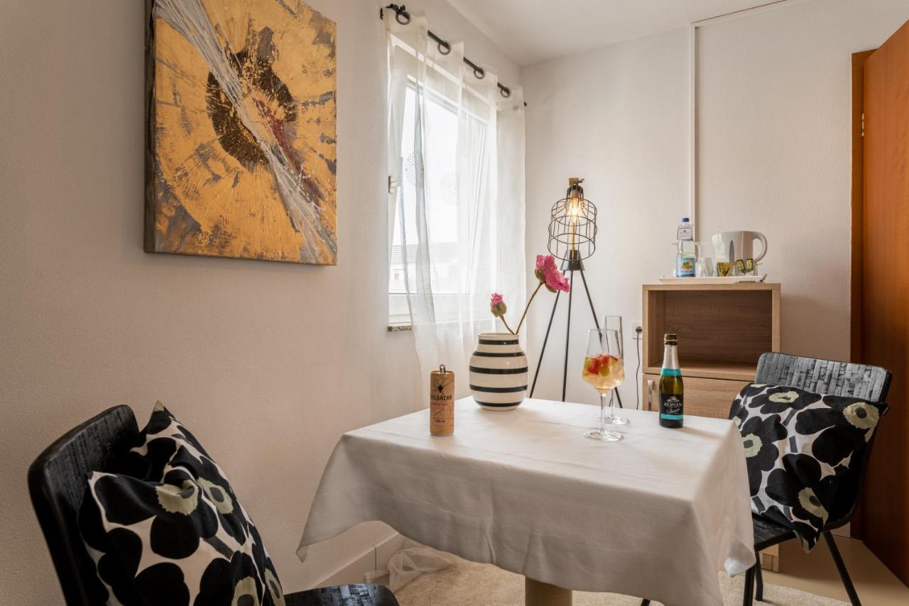 1Bitcoinhotel Princess Self Check-In Plochingen Eksteriør billede
