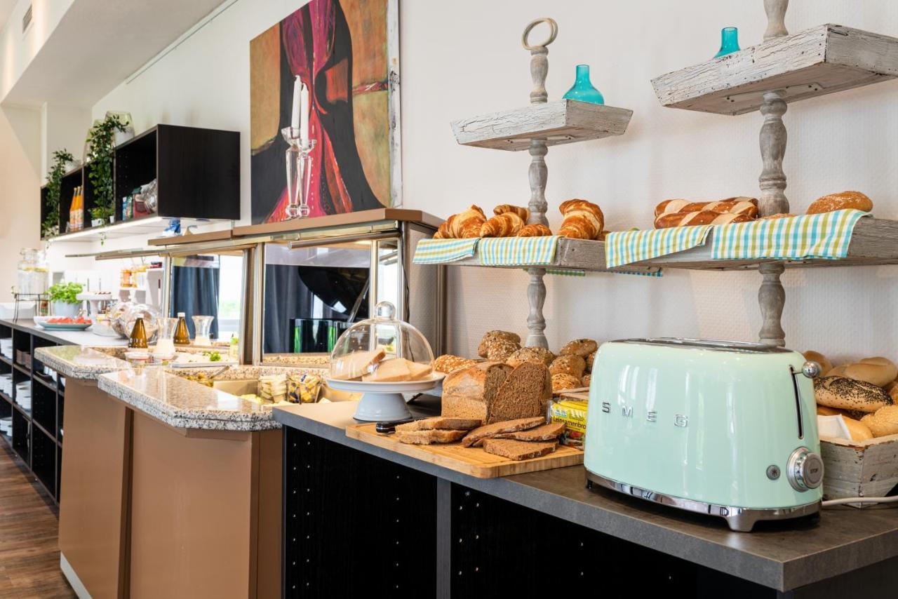 1Bitcoinhotel Princess Self Check-In Plochingen Eksteriør billede