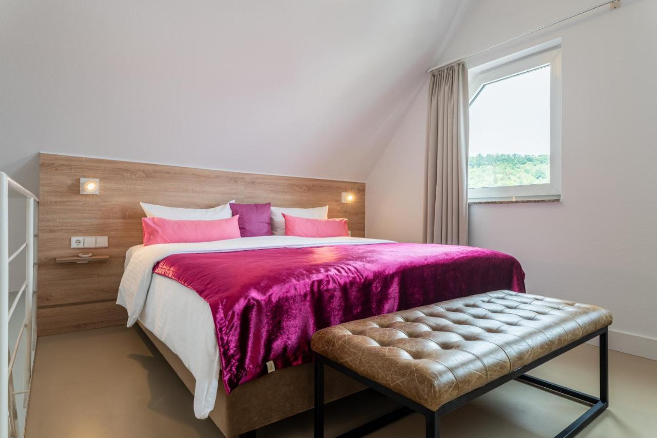 1Bitcoinhotel Princess Self Check-In Plochingen Eksteriør billede