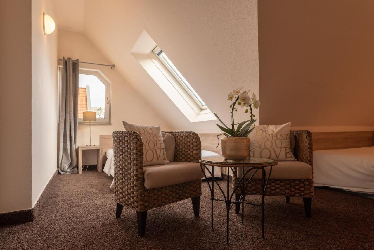 1Bitcoinhotel Princess Self Check-In Plochingen Eksteriør billede